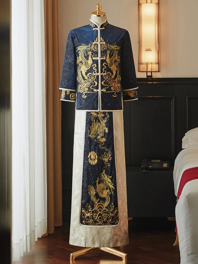 

Chinese Sle Wedding omsmen Suit Xiu He Fu Men's Traditional Costume Long Sve round Collar Embroidered Polyester Fiber