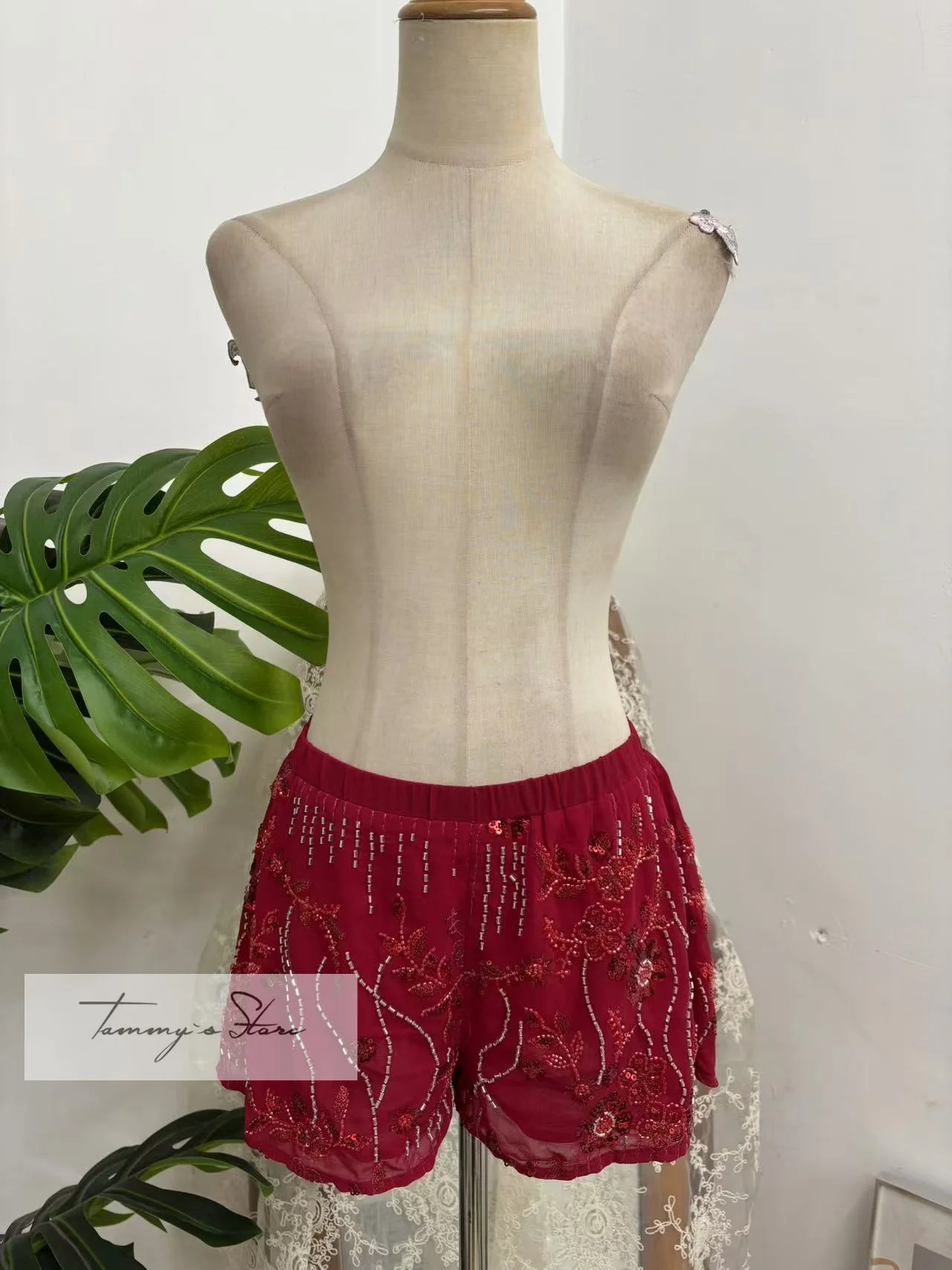 T Home PE شورت خصر مطاطي مطرز شديد التحمل E2 سروال قصير عالي الخصر كاجوال مادة رقيقة لموسم الربيع