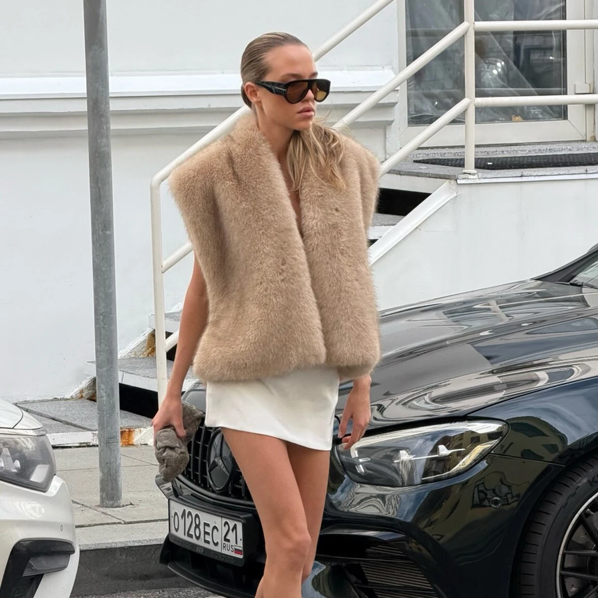 Women's Fluffy Faux Fur Vest Sleeveless Shaggy Lapel Collar Camel Warm Oversized Elegant Luxe Chic Outerwear