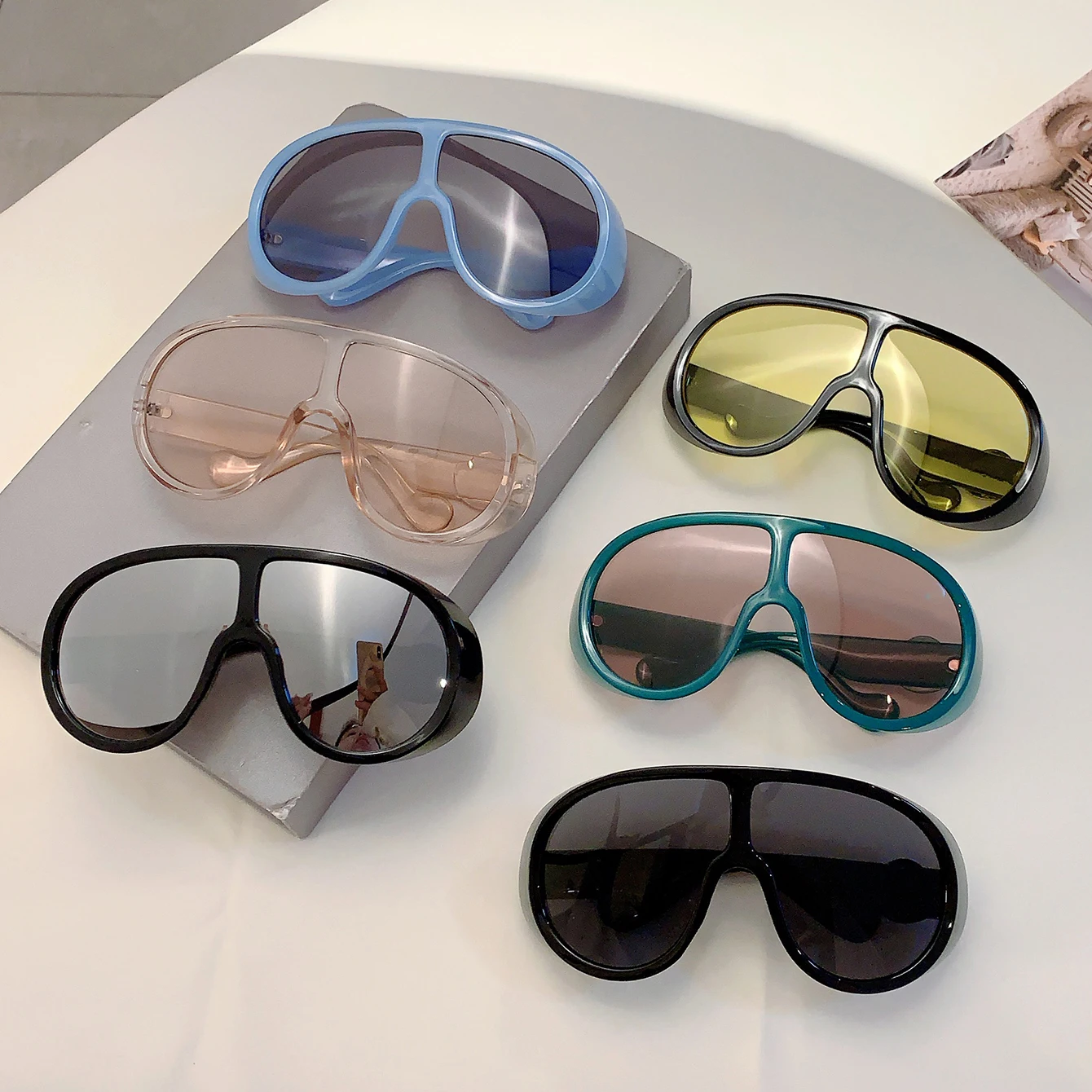 KAMMPT Oversized Monoblock Sunglasses Women 2024 New in Stylish Candy Color Outdoor Goggle Trendy Vintage Punk Travelling Shades