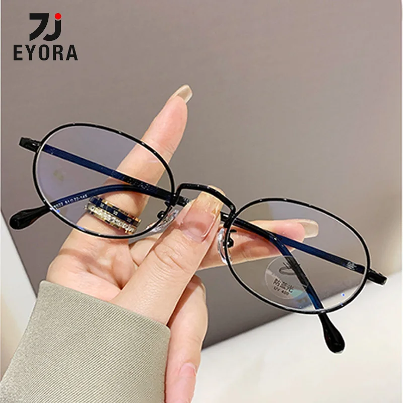 

EYORA Vintage Small Frame Metal Oval Reading Glasses Anti Blue Light Myopia Eyewear Photochromic Prescription Eyeglasses Lens