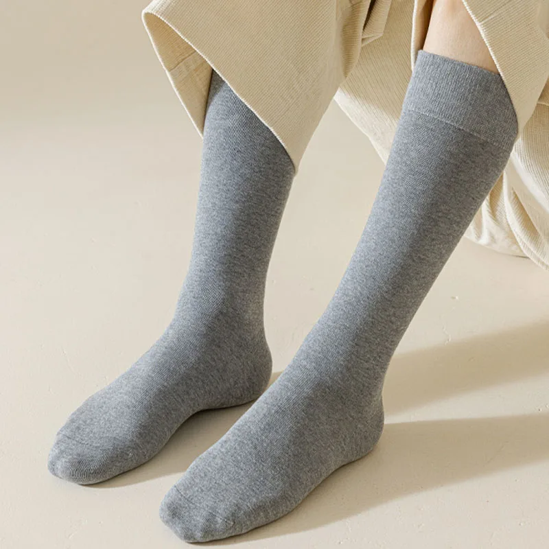 Men's Calf Socks Comfortable Soft Sweat-absorbent Business Sock Fashionable Elastic Sports Long Sox Solid Color Lightweight
