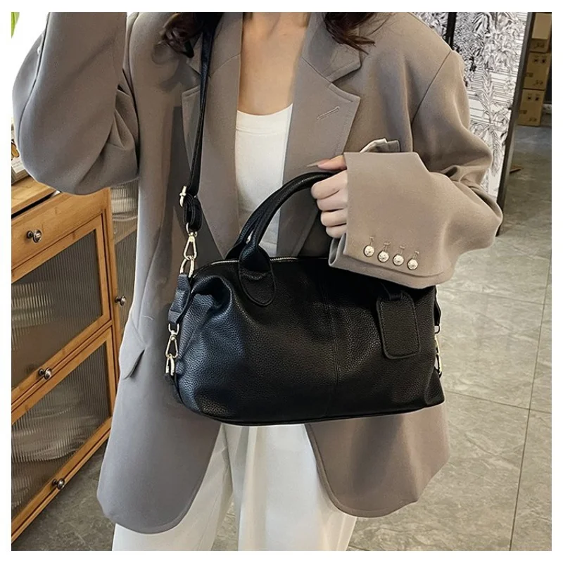 

Versatile Leather Tote Bag For Women Fashionable Crossbody Handbag Luxury Brand Designer Shoulder Purse Elegant Ladies Messenger