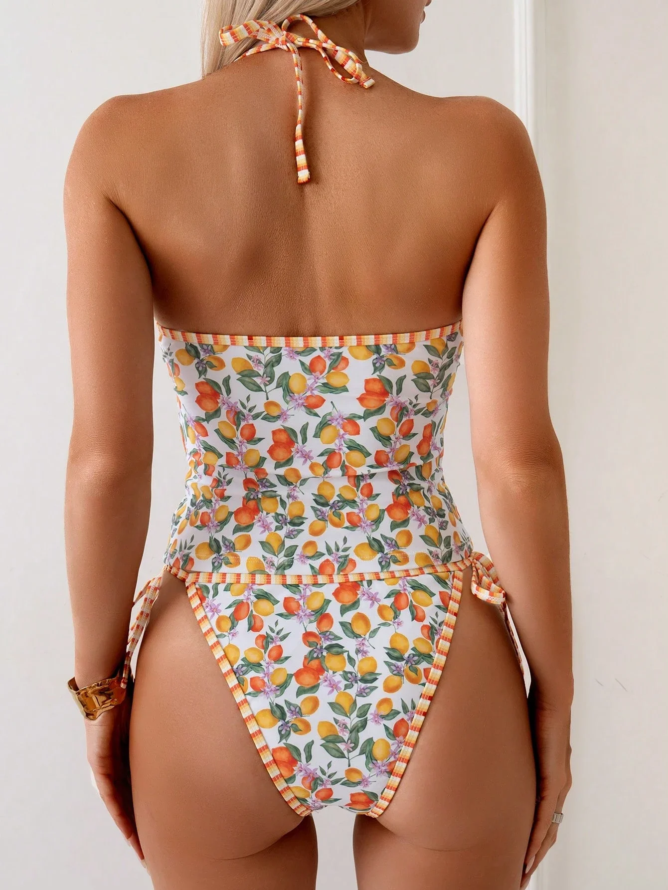 

2 Piece Lemon Print Halter Neck Bikini Set For Beach Vacation