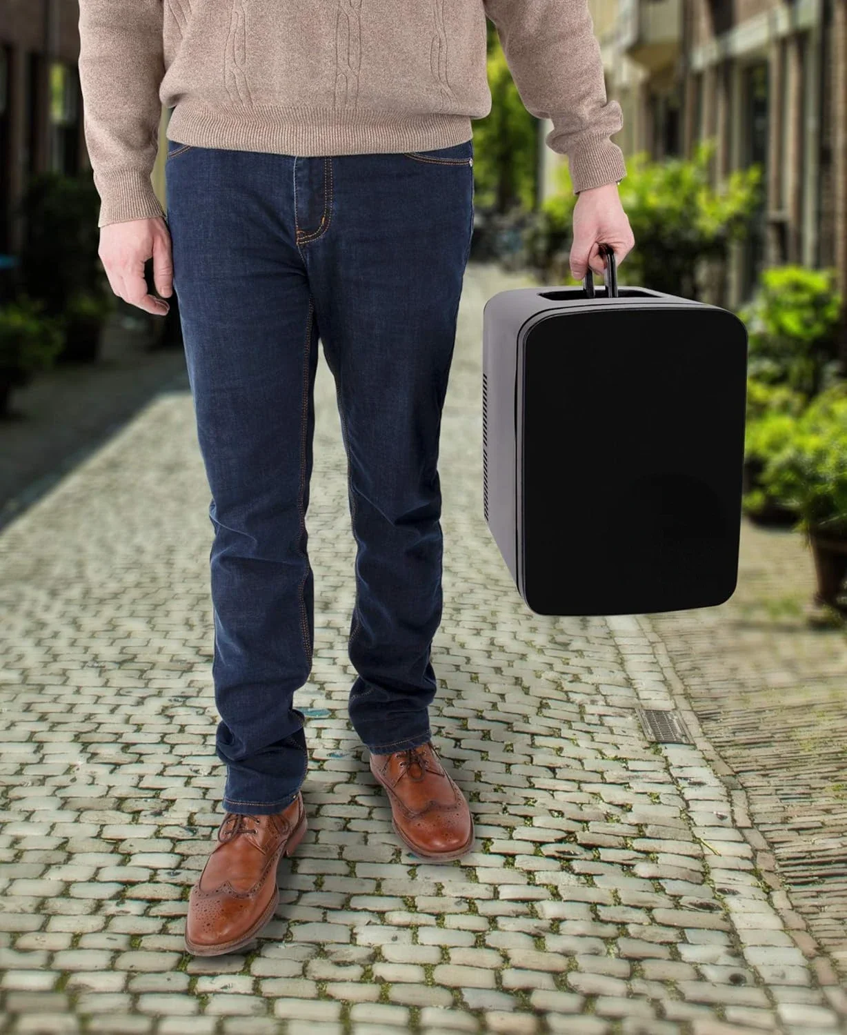 Portable and Stylish 15L Mini Fridge with Blackboard - Ideal Small Refrigerator for Travel, Car, and Office Use - V15LE2BK