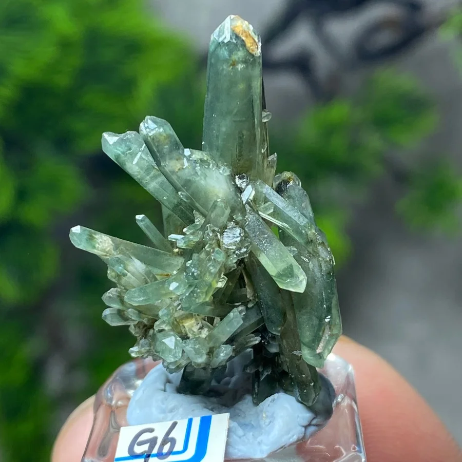 

Natural Stones green Crystal Cluster Specimen Feng Shui Quartz Witchcraft Energy Healing Teaching Collection Gift Room Decorat