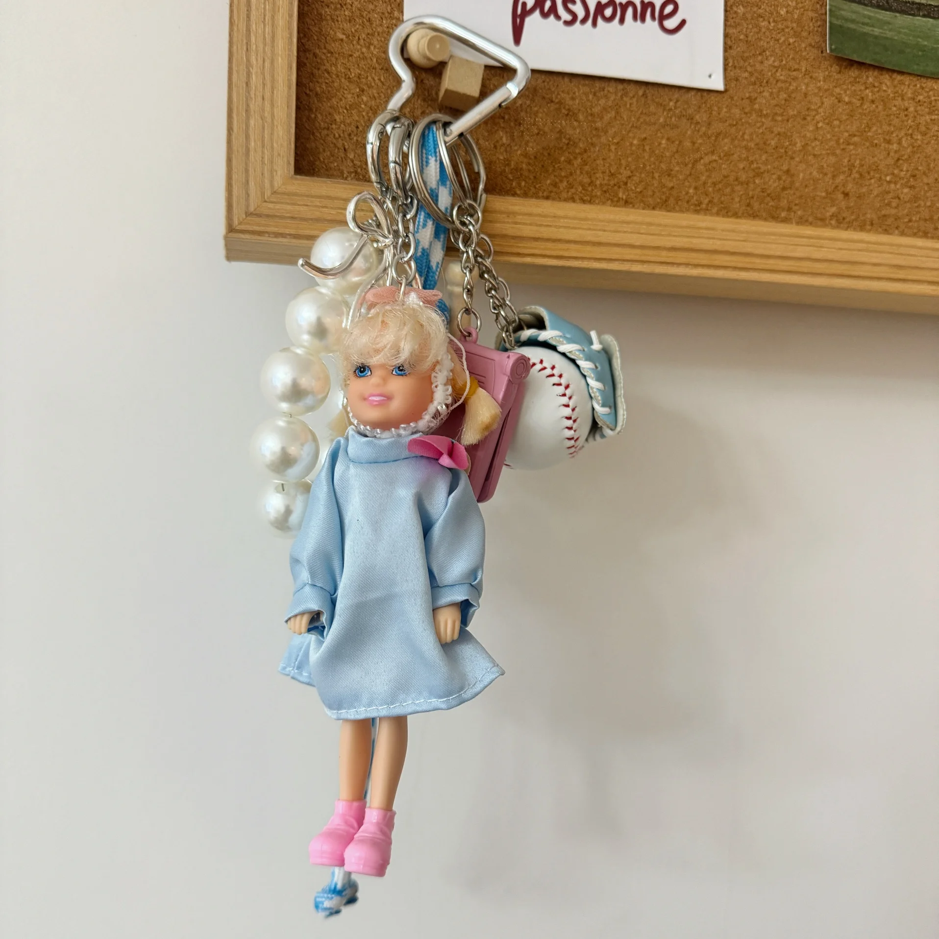 

Handmade Cute Retro Doll Pendant Keychain Bag Pendant Sweet Baseball Phone Doll Model Toy Accessory