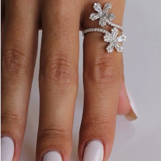 Women Ladies Fashion Midi Kunckle Finger Rings With Full Zirconia Clear White Cz Flower Adjust Size Charm Wedding Gifts Jewelry