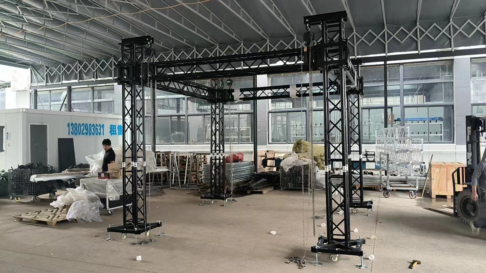 Black Truss Hot Sales Outdoor Aluminum Lighting Truss Stage Truss With Arc Roof For Concert Exhibition Events Shows