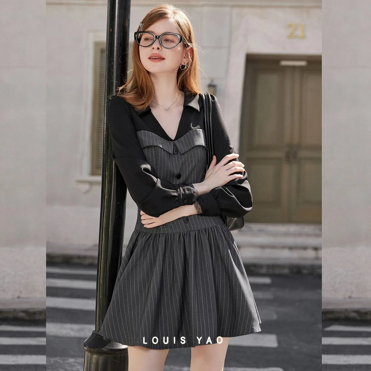 

Женское платье LOUIS YAO 2026: Весеннее повседневное платье миди в стиле принцессы с отложным воротником, пышными длинными рукавами, приталенное, А-силуэт