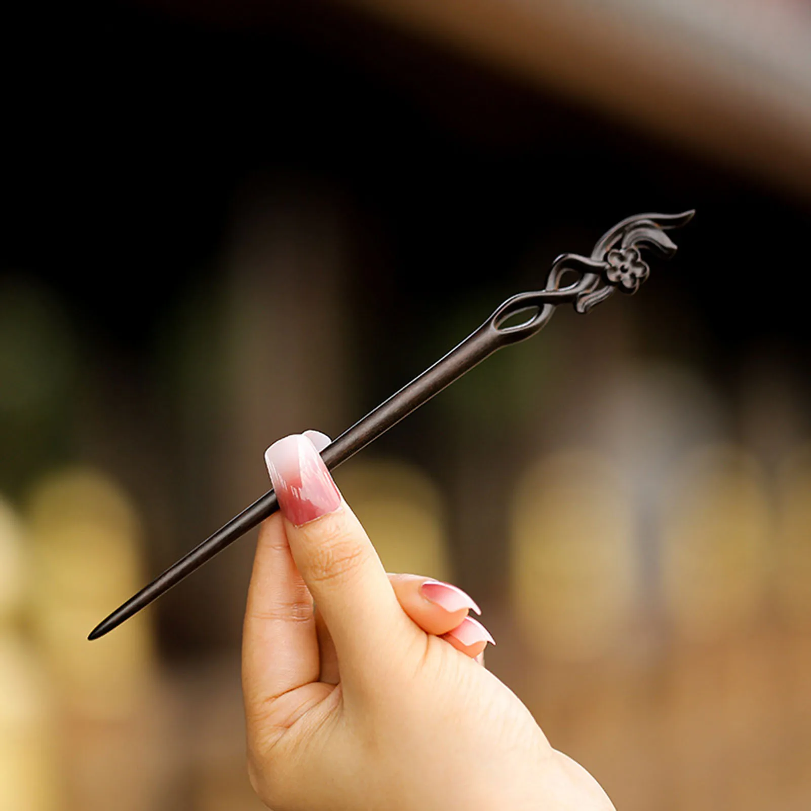 Bastone per capelli in stile cinese Scultura minimalista in legno di sandalo Fiore Forcina Forchette Vintage Hanfu Cheongsam Decor Gioielli per panini per capelli