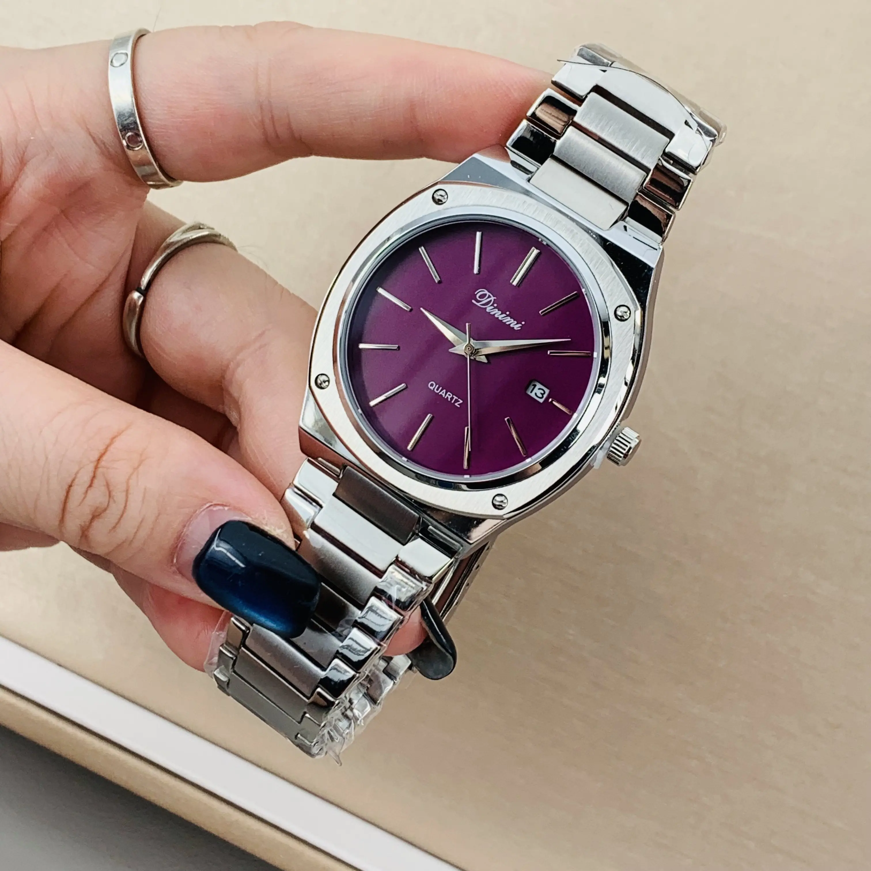 New Large-Dial Stainless Steel Women'S Watch, Purple, Stylish And Versatile Square Stainless Steel Quartz Watch For Women.