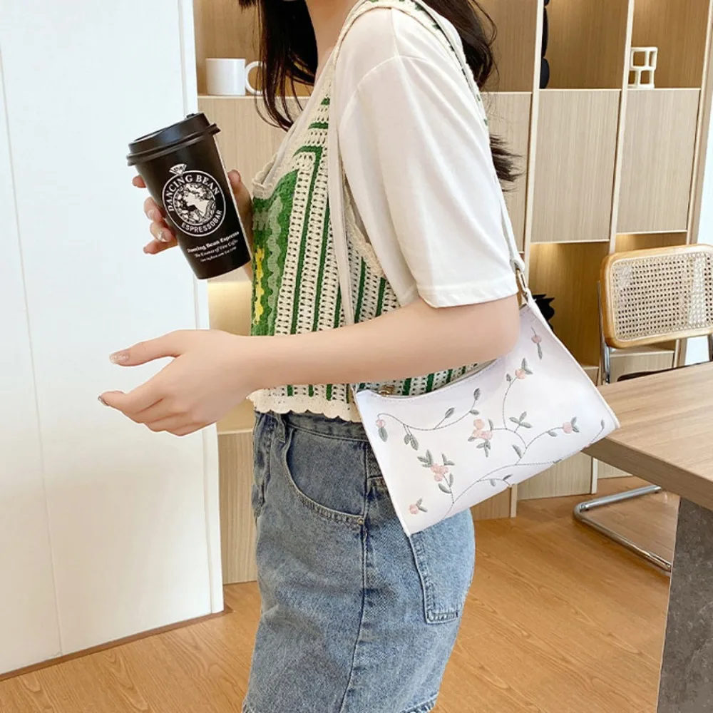 

Soft Hobo Bag Women Lace Floral Handbag Stitching Small Tote Bag PU Leather Girls Purse Female Clutch Shoulder Bag