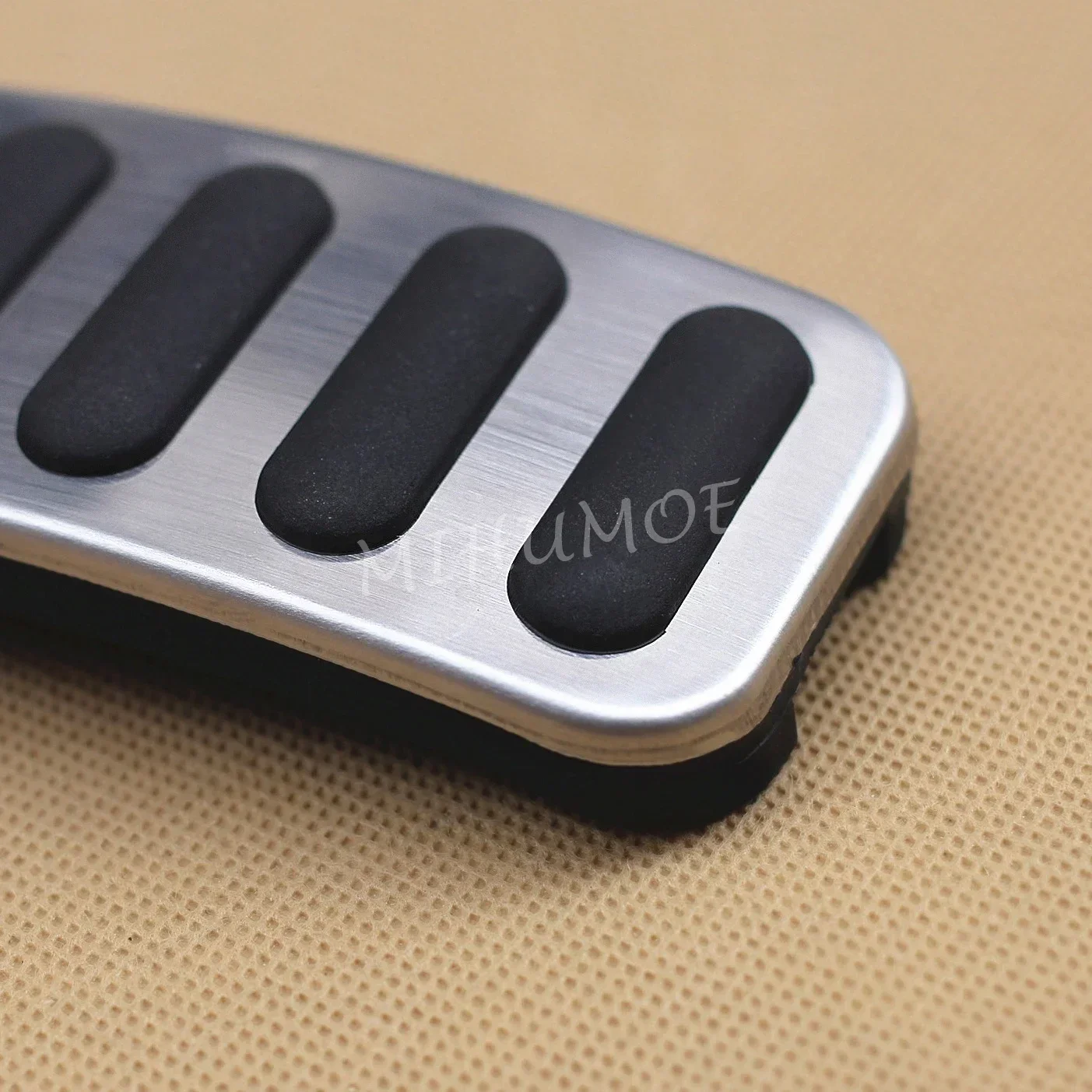 For Land Range Rover Sport 2014-2022 Defender 90 110 Discovery 2020-2025 Non-Slip Stainless Steel Foot Brake Gas Pedal Pad Cover