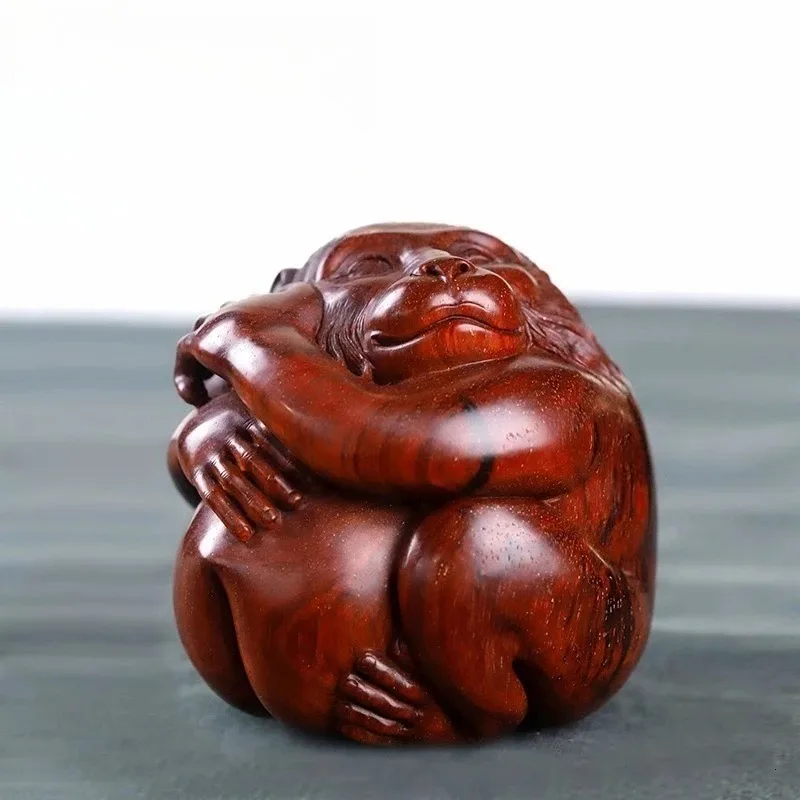 

Purple carving handmade cultural toys and small pieces
