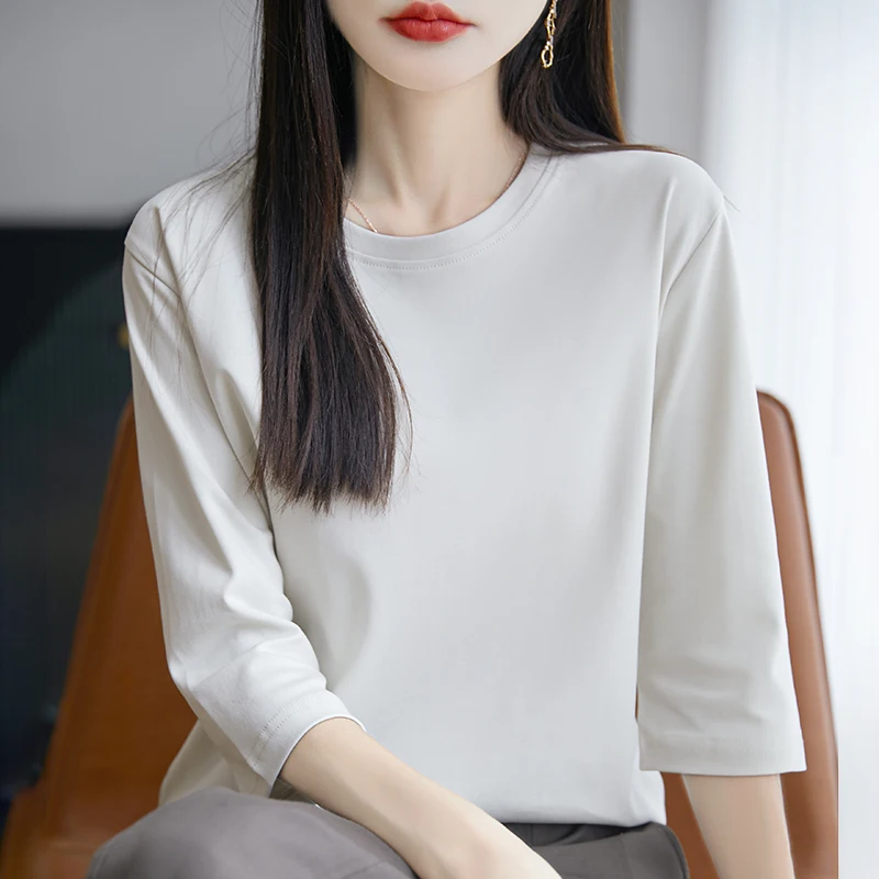 Nuan Bai Se