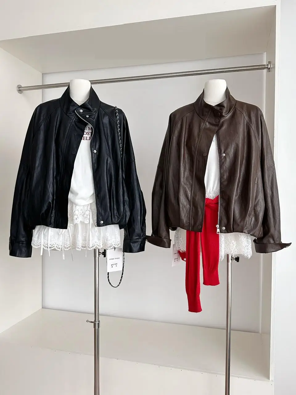 

Women's Elegant Autumn Winter Pu Leather Pleated Hem Jacket Lady Streetwear Solid Color Zipper Faux Leather Loose Outwear