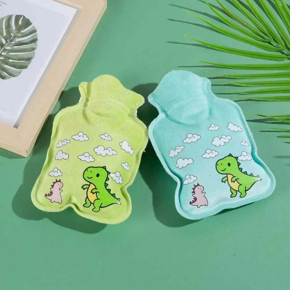 Random Cute Water Injection Hot Water Bag Cartoon PVC Hand Warmer Treasure Mini Water Injection Hot Water Bag Home Accessories