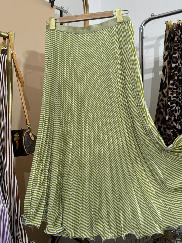 

Spring 2025 Women's High Waist A-Line Midi Skirt Slimming Line Long Dr Cross-Border Wave Hemline Versatile Polyester Knitted