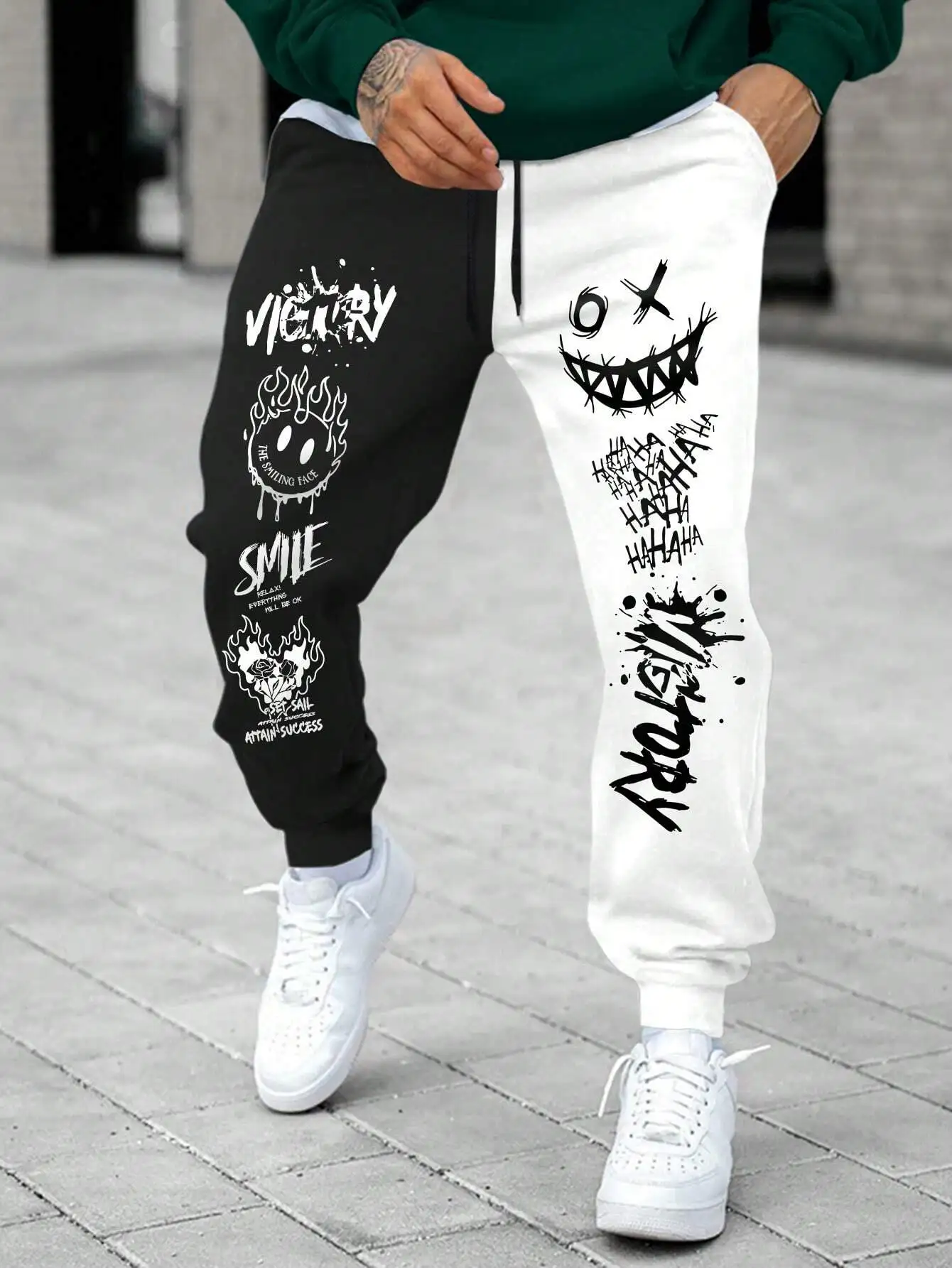 

Men's Two-Tone Graphic Drawstring Sweatpants with Abstract Smile Motifs, Casual Loose Fit