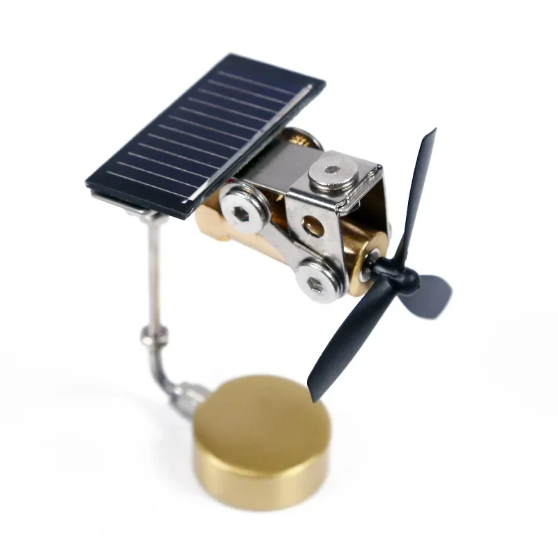 

Solar advanced ornaments, metal model jewelry in the car, fan leaf creative ornaments for men