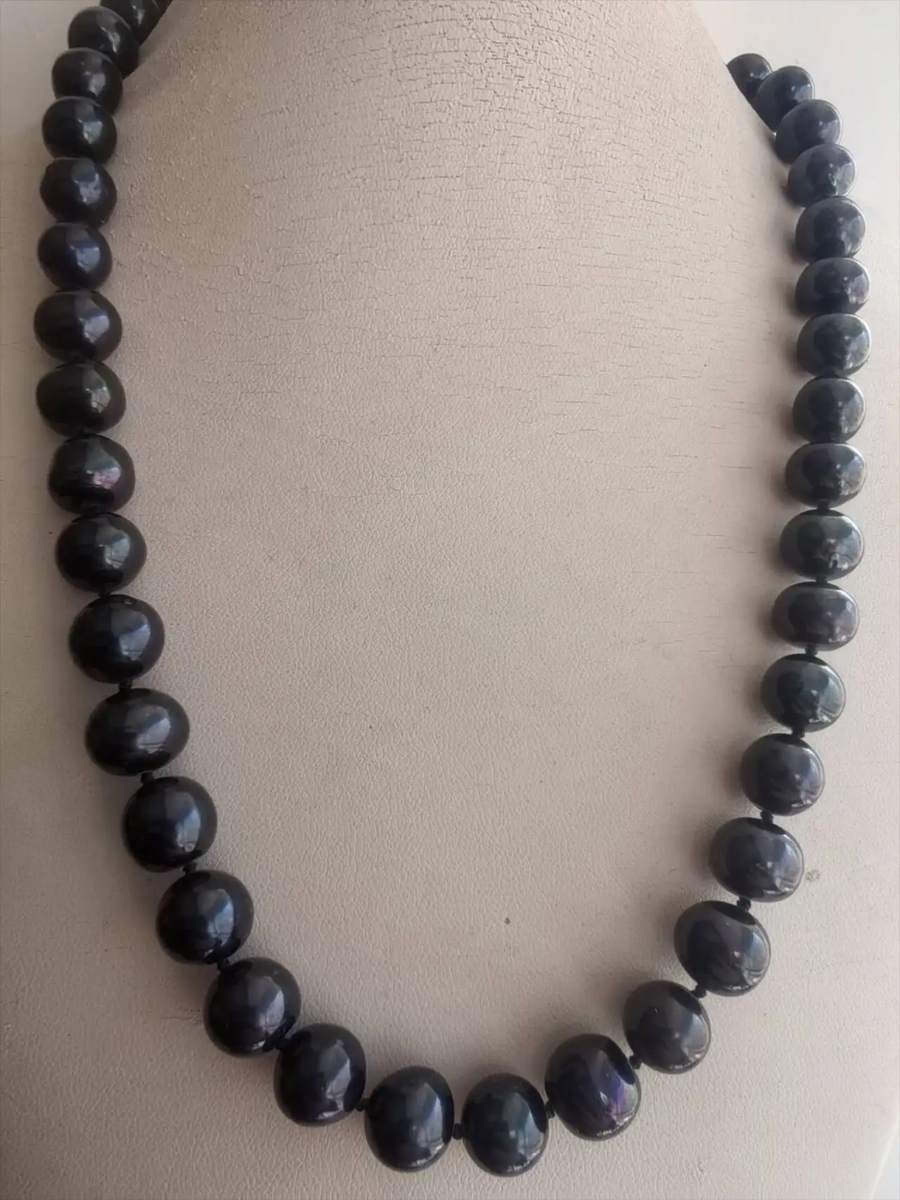 

tahitian black round pearl AAAA+++ 9-0mm 10-11mm Candy Natural Pearl Necklace 18inch 925s silver