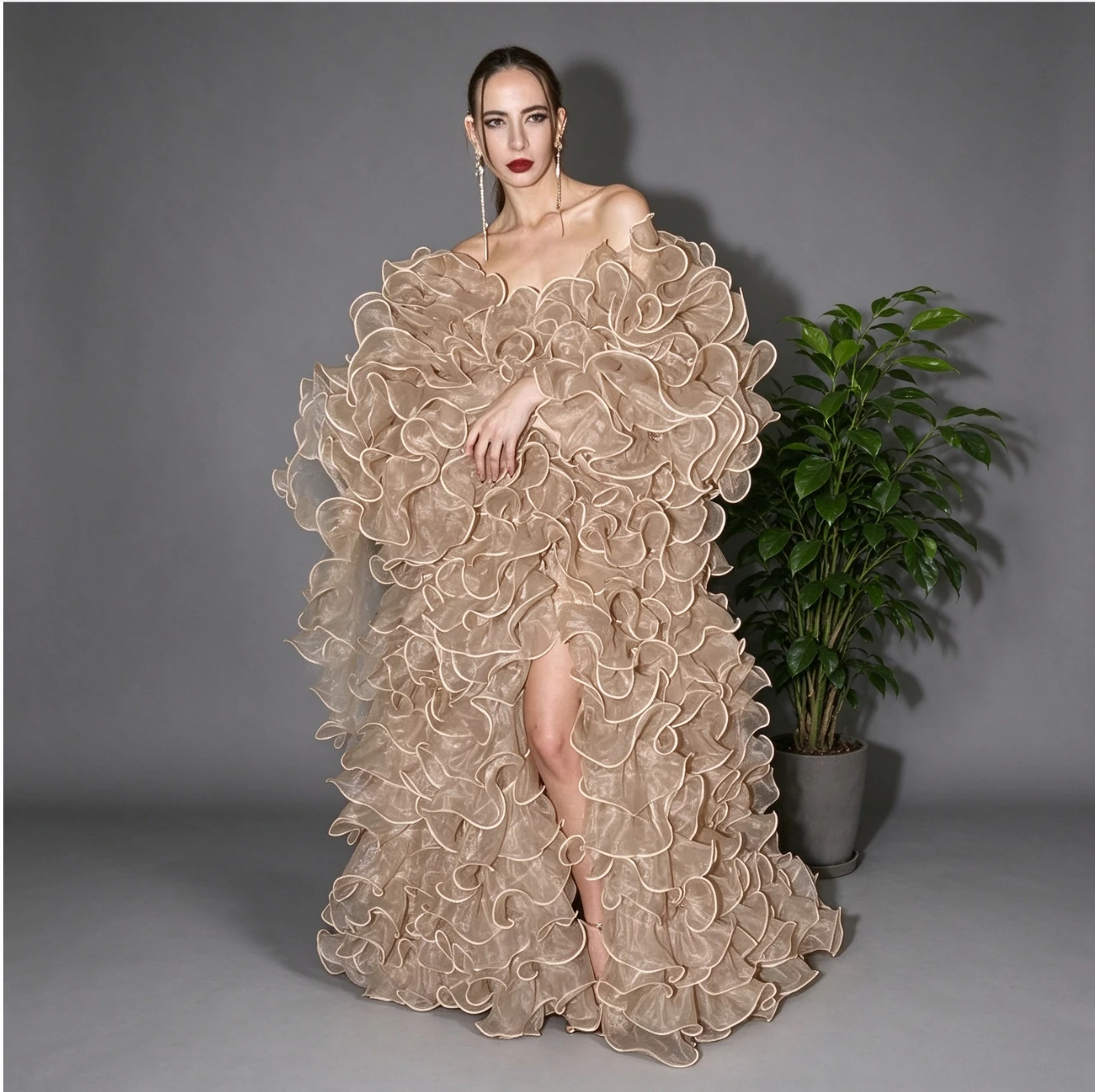 Voluminous Ruffled organza Evening Gown Women Luxury Oversized Layered Formal Party Dress For Photoshoot Red Carpet