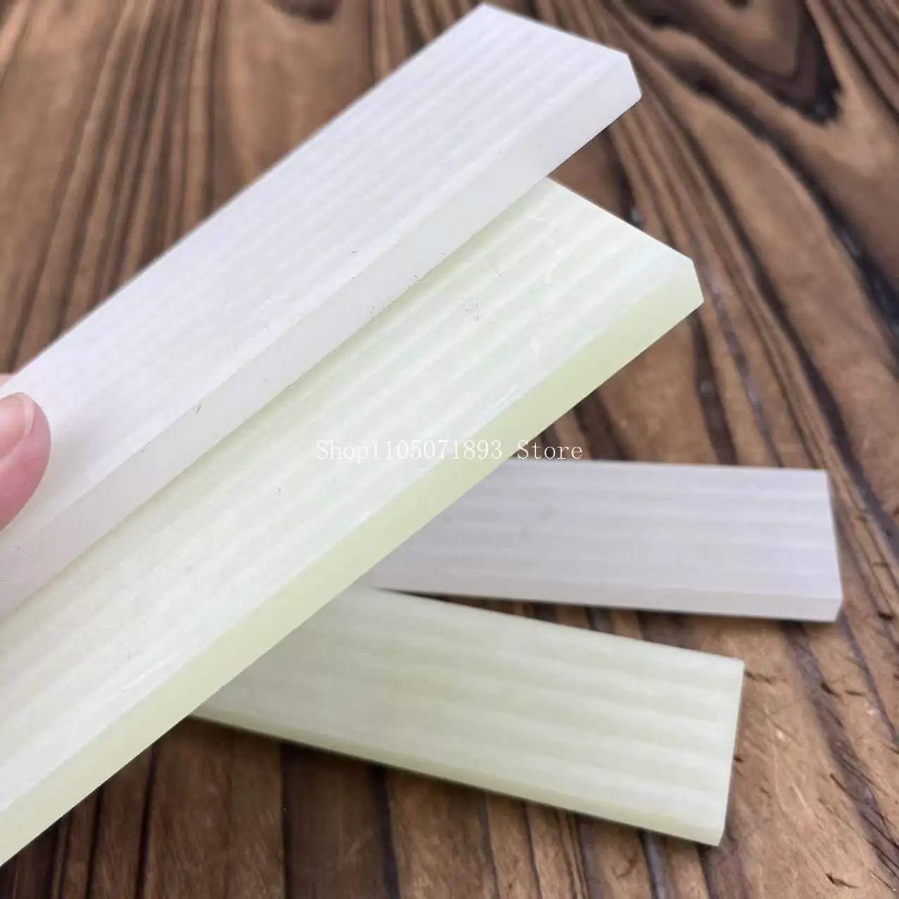 1PC Handmade Knife Handle Custom Patch Material DIY Resin Tool Handle Material Patch Accessories Luminous Resin Handle Material