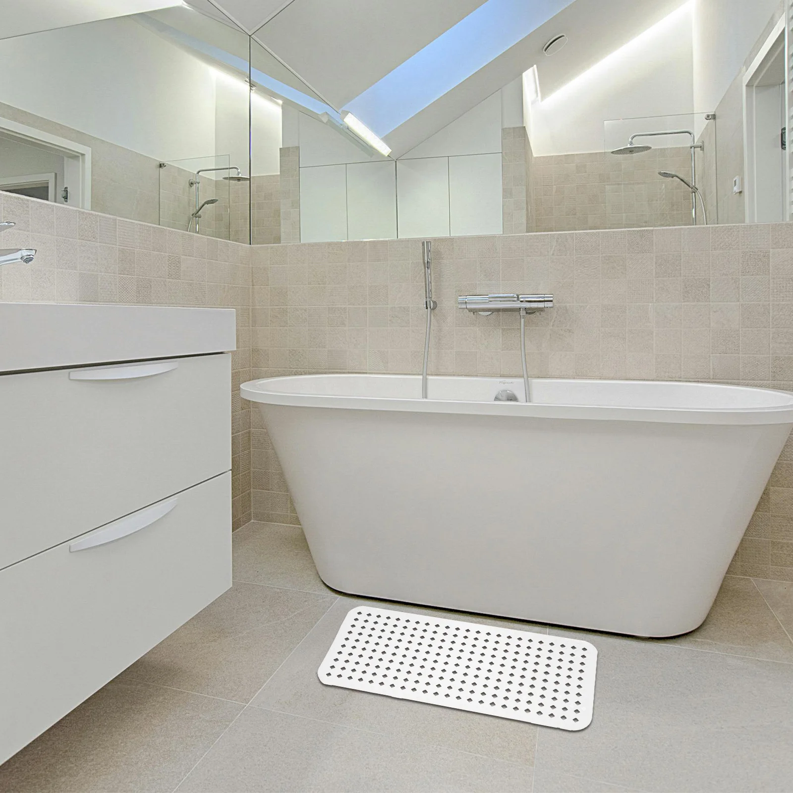 

PVC Non-Slip Bathtub Mat Strong Suction Cups Drain Holes Washable Bathroom Floor Mat Anti-Slip Shower Pad Bathroom Accessory