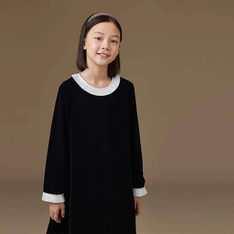 Female Child Clothes Fashion Girls Dresses Birthday 2024 Winter New French Hepburn Style Black Skirt Baby Contrast Lace Velvet