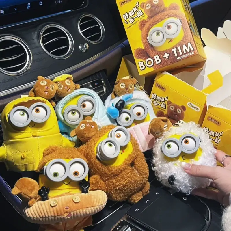 Boîte Mystère Tendance Minions Bob & Tim – Série Bonnes Amies Ensemble – Figurines de Fête – Jouets Pendentifs Kawaii – Boîte Surprise