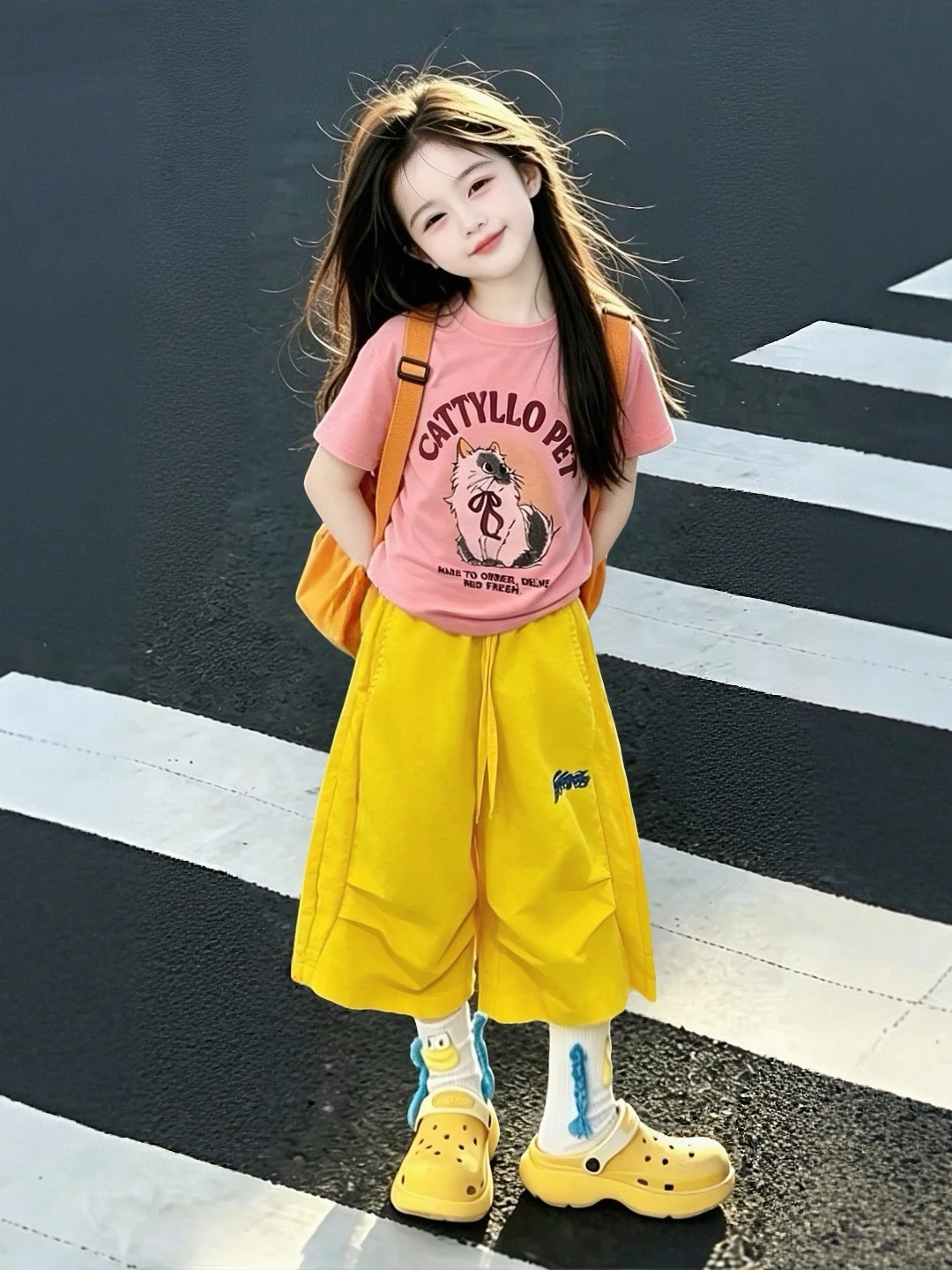 

Cool Girl's Summer Outfit Quick Dry Short Sleeve T-shirt And Pants Two-piece Set Fashionable Casual Sportswear for Teens