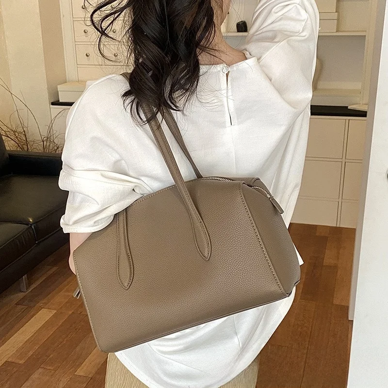 casual-large-capacity-single-shoulder-tote-bag-women's-2026-new-summer-fashion-commuting-armpit-pillow-bag