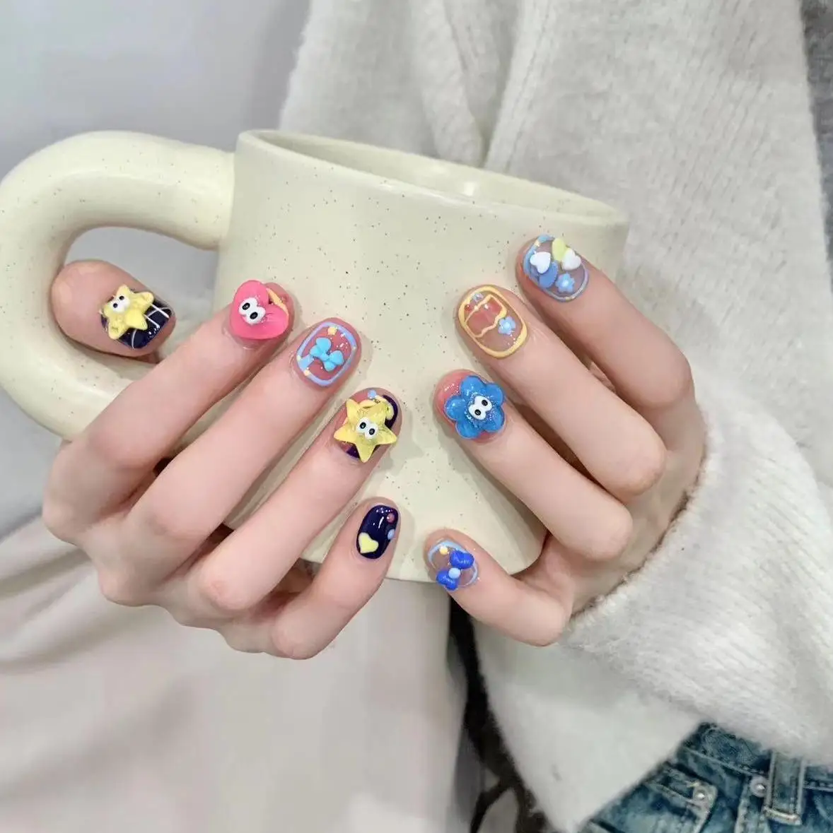 Handmade Press on Nails Cartoon Resin Star Cloud Decor False Nail Tips for Girls Wearable Sweet Short Fake Nail Patches 10pcs image 2
