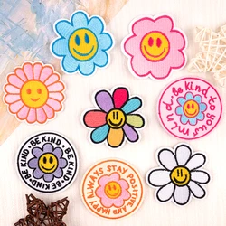 New Colorful Emblem Patches Iron On Smile Flower Applique Patch Fusible For Sewing Kids Dress Clothing Repair Decoration Badges