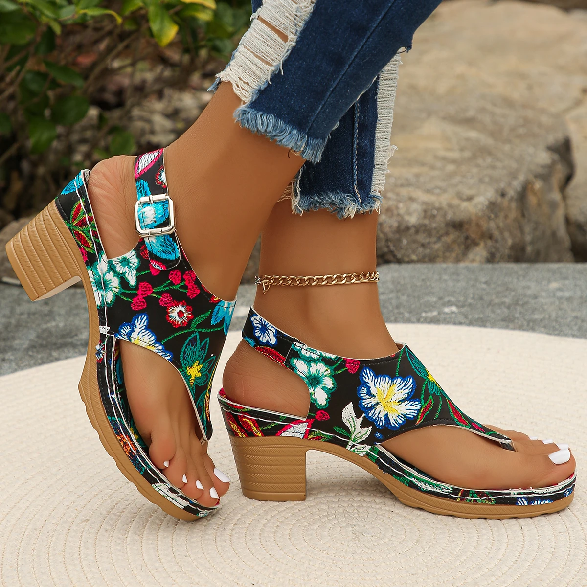 Fashion Summer Women Sandals Outdoor Mixed Colors Open Toe Shoes for Women Chunky Heels Large Size Rome Elegant Sandals Women
