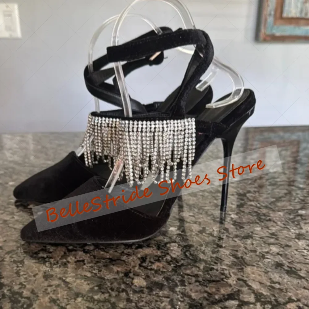 블랙 크리스탈 태슬 포인티드 토 부츠 버클 스트랩 여성 신발 얇은 하이힐 파티 연회 데이트 2025 여성용 신발
