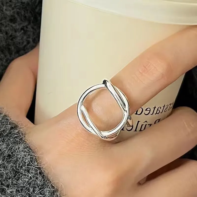 

Geometric Round Hollow Lines Adjustable Ring For Women Minimalist New Fashion Personality Daily Party Jewelry Accessories Gift