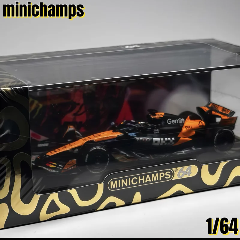 1-64-articolo-esclusivo-casco-dorato-landononis-f1-modello-in-miniatura-realistico-di-auto-in-lega-pressofusa-oggetto-decorativo-per-adulti