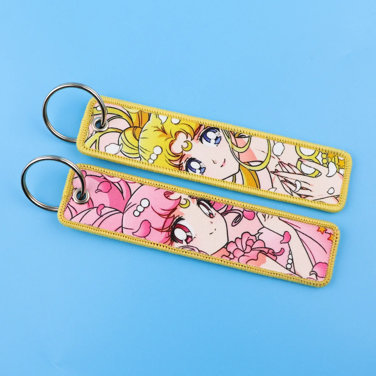 Anime Sailor Moon Bestickte Schlüsselanhänger Coole Schlüsselanhänger für Frauen Männer Auto-Schlüsselring Cosplay Zubehör Spielzeug Geschenk – Detail 3