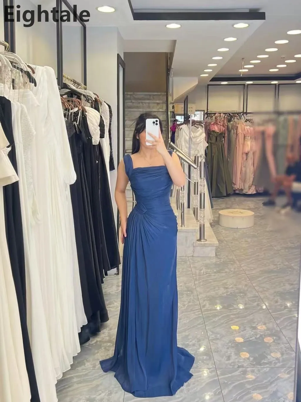 فستان سهرة طويل باللون الأزرق الداكن من Eightale 2025 برقبة مربعة لحفلات الزفاف الرسمية والحفلات الراقصة في دبي مخصص
