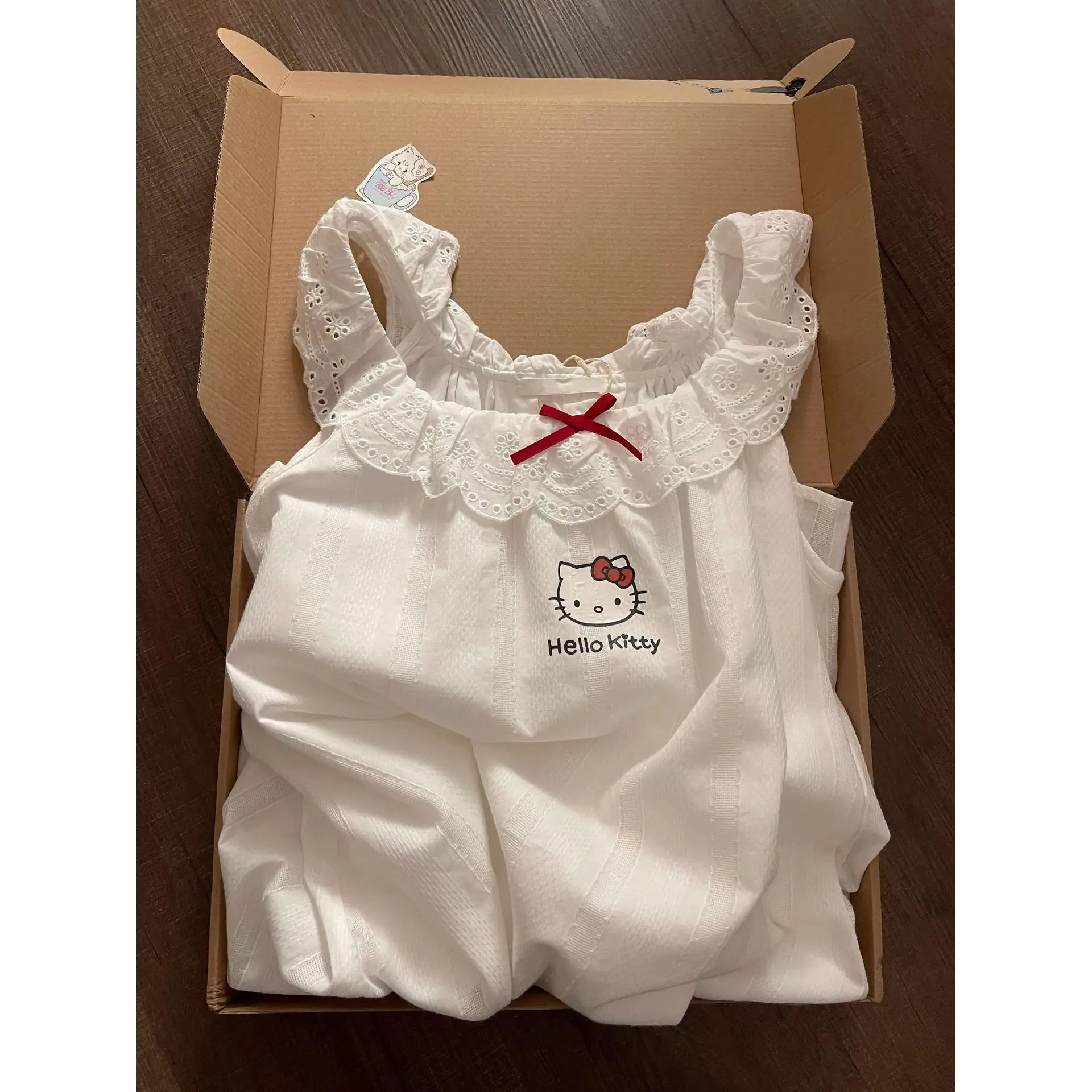 لطيف مرحبا كيتي منامة الدانتيل الأبيض ثوب النوم مع وسادة الصدر المرأة الصيف مريحة المنزل ملابس خاصة طالب فتاة النوم قمم