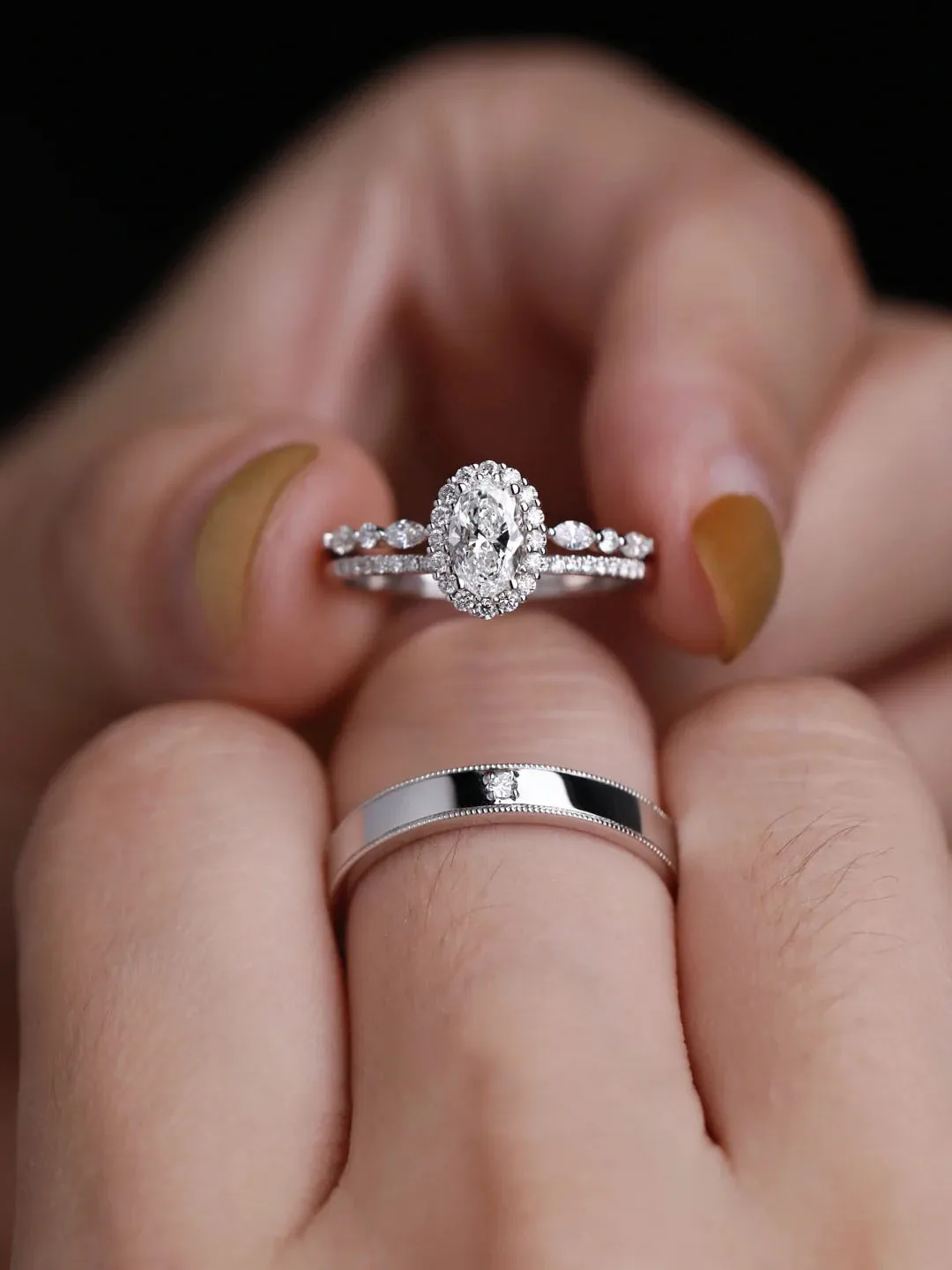 

Elegant Oval Cut Lab Grown & Natural Diamonds Wedding Set in 18K/14K/9K Gold & PT950, Matching Bands for Couples