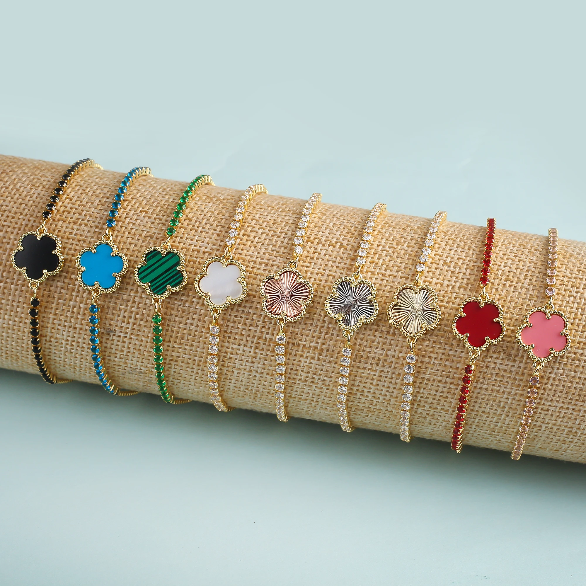 

Color Hot Selling Double Sided Stone Plant Five Leaf Flower Adjustable Zircon Bracelet Creative Women Jewelry High Quality Gift