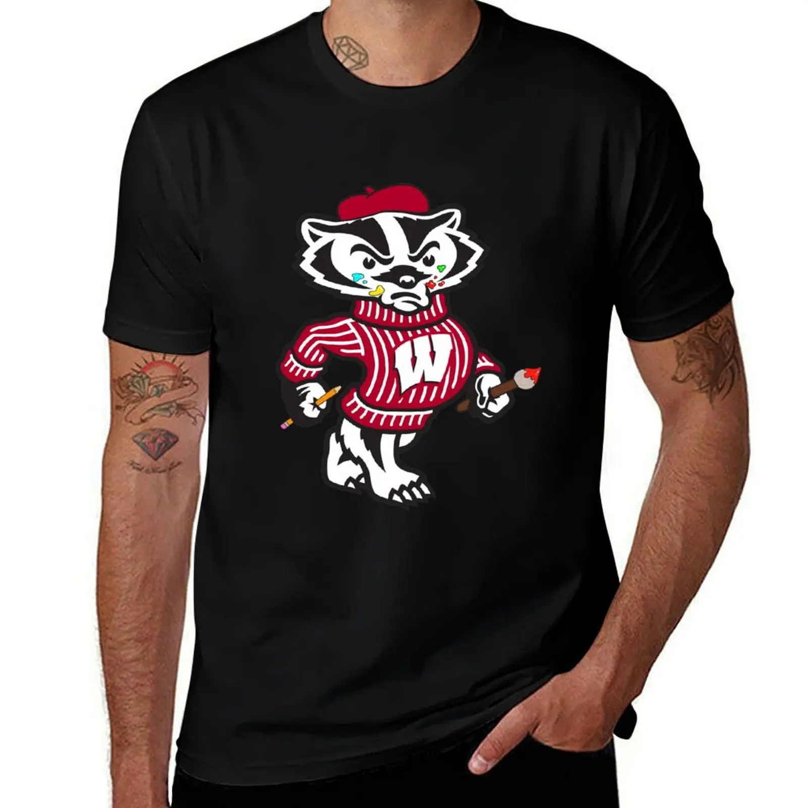 UW-Madison Artist Bucky T-Shirt Simple Line Art Print Tee T-Shirt