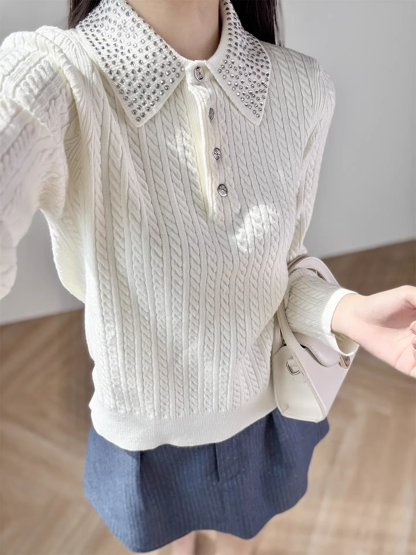 

Women Twisted Knitted Pullover Diamond Decoration Turn-down Collar Long Sleeve Fashion Ladies Sweater