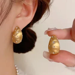 Gold Color Water Drop Earrings Simple Classic Alloy Water Drop Inlaid Crystal Women's Earrings Wedding Gift Accessories