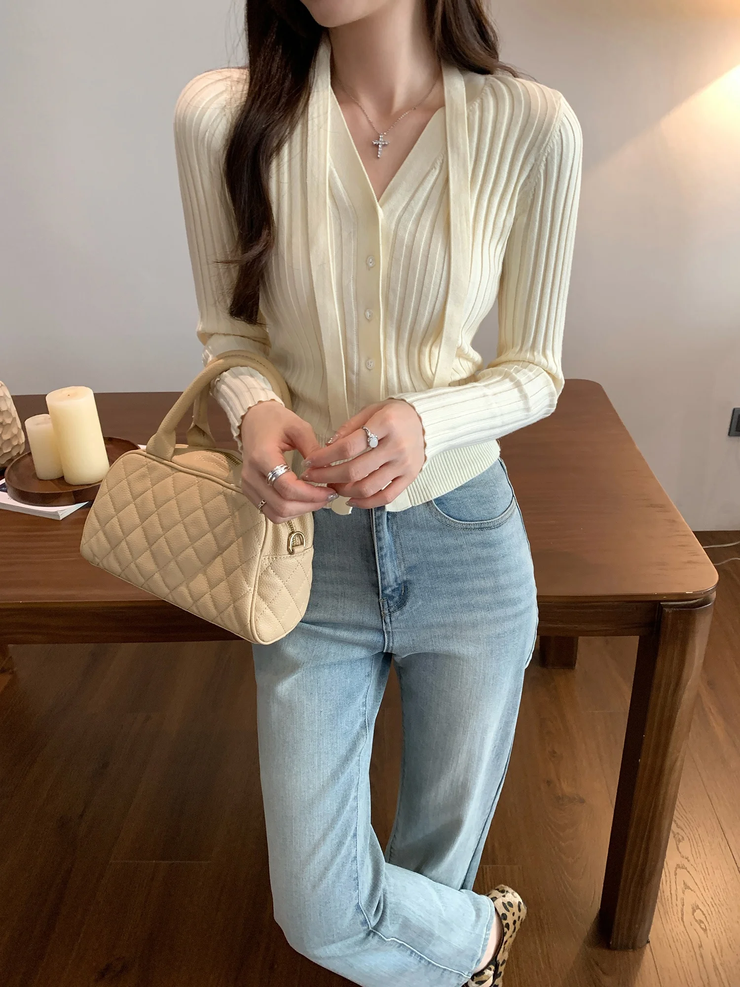 

Korean Style V-Neck Long Sleeve Knitted Open Cardigan Women's Slimming Top Fashionable Belted Design Commute Friendly Soft Wo...