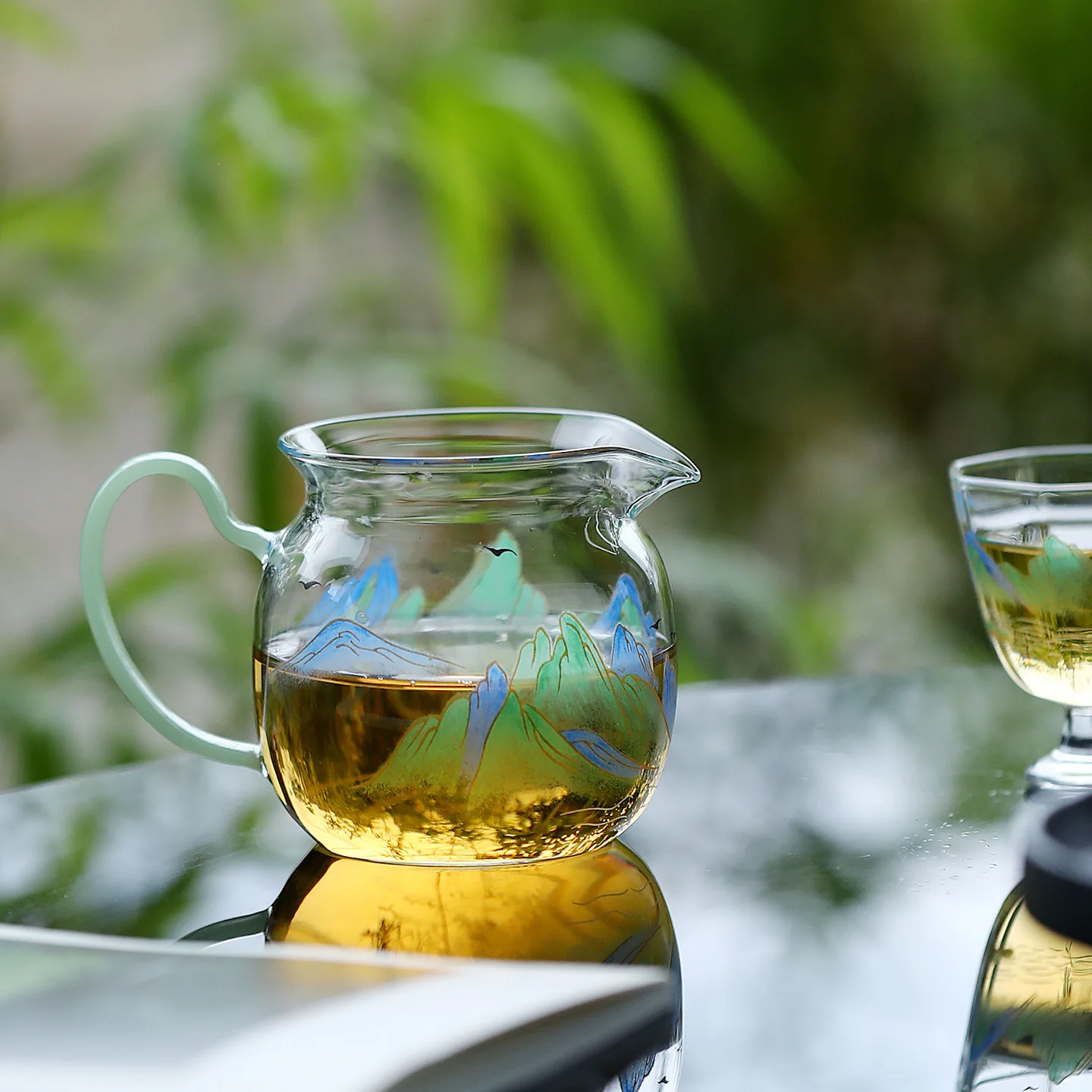 Thousands of Miles of Rivers and Mountains Glass Round Handle Fair Cup High Borosilicate Tea Divider Chinoiserie Gong Dao Bei