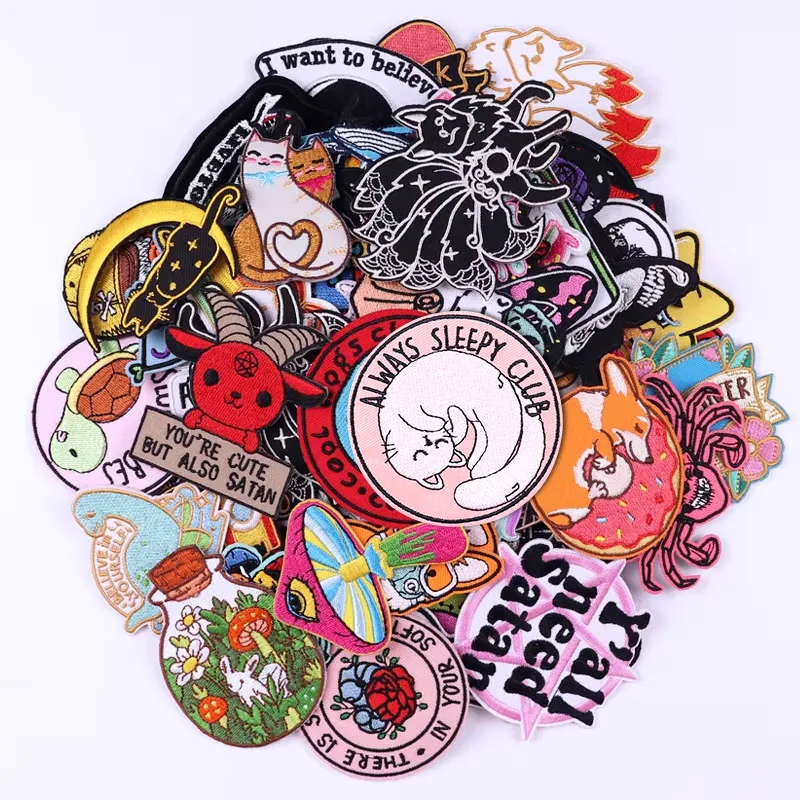 Parches de animales mixtos aleatorios para ropa, bordado de dibujos animados, 10/20/30/40/50 piezas, DIY